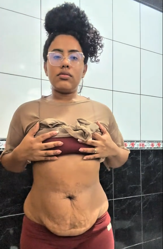 Gabi antes de usar o Código Corpo Firme